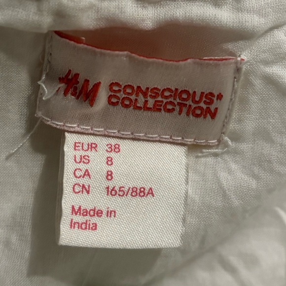 H&M Strapless White and Coral Eyelet Dress Size 8 NWT - Picture 2 of 11